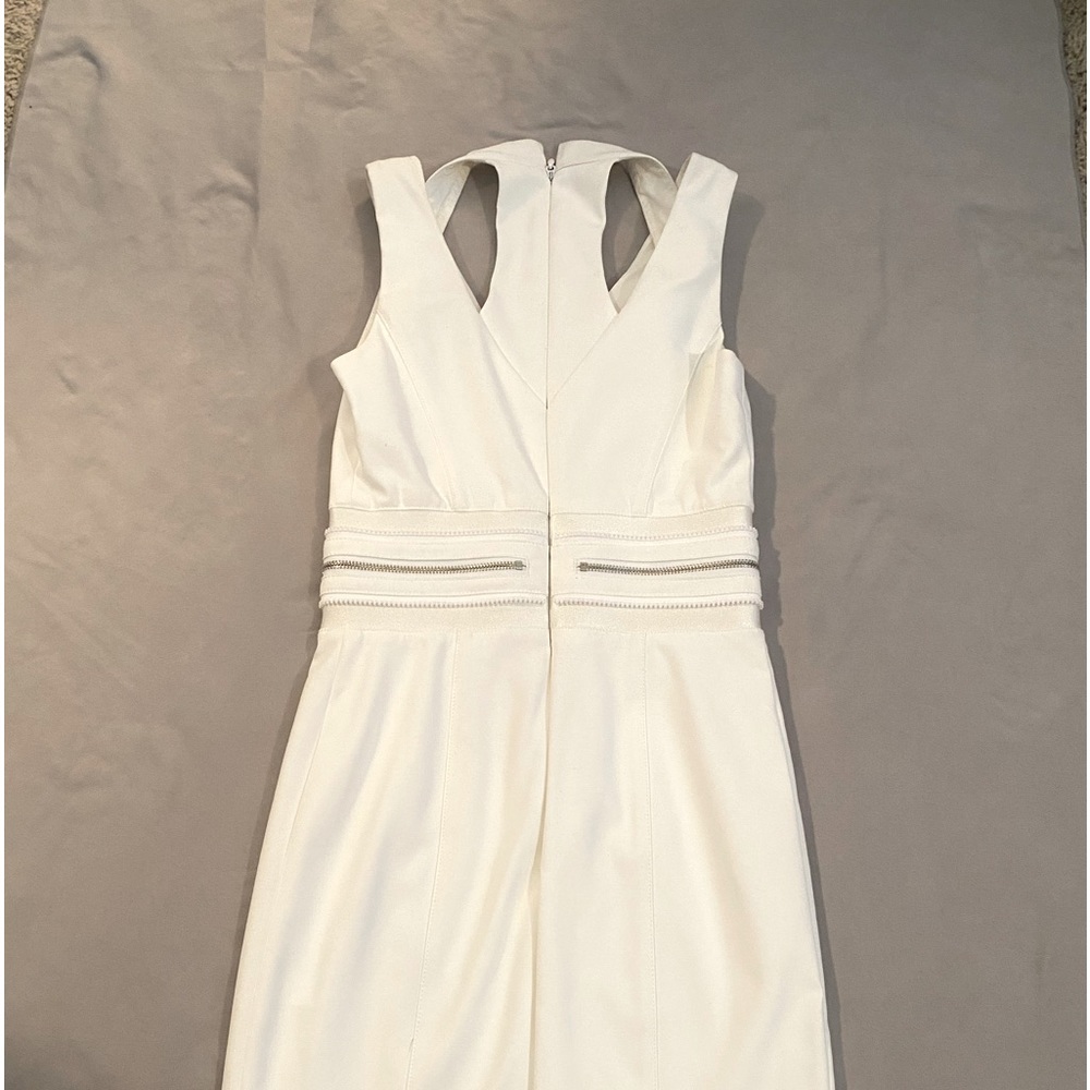 White BEBE dress with zipper details